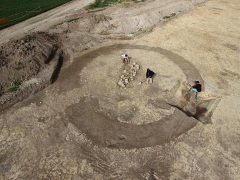 [Vidéo] Une nécropole de l'âge du Bronze à Marigny-le-Châtel